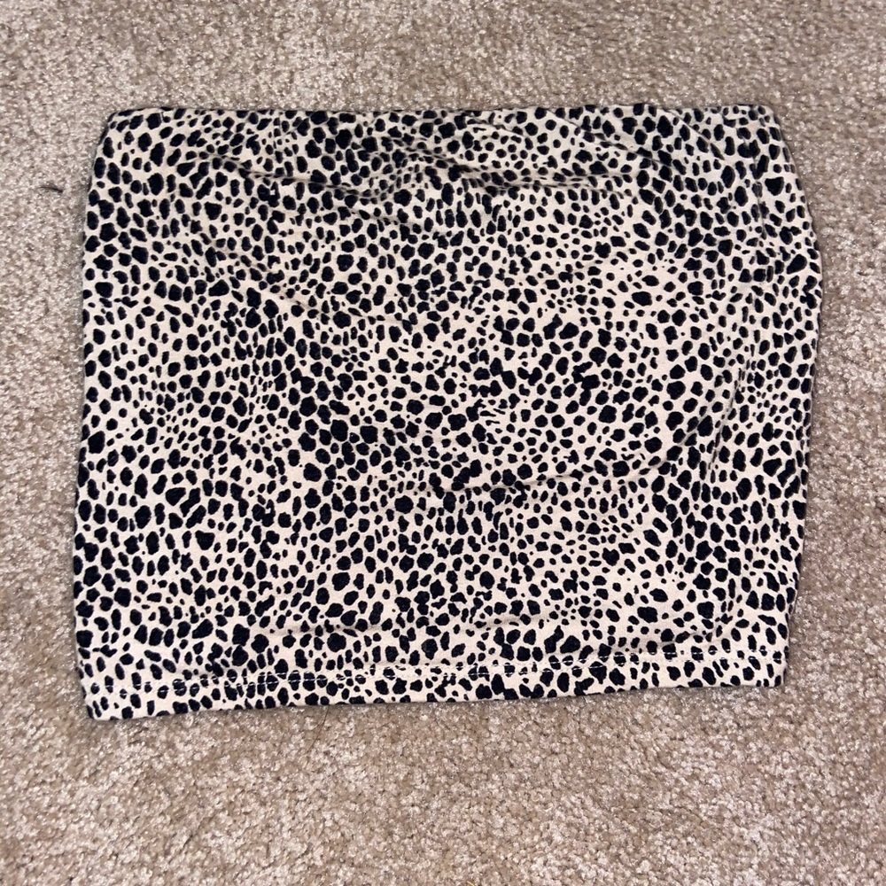 Cheetah tube top.